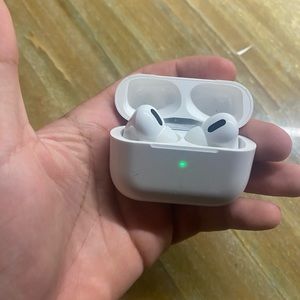 AirPods Pros